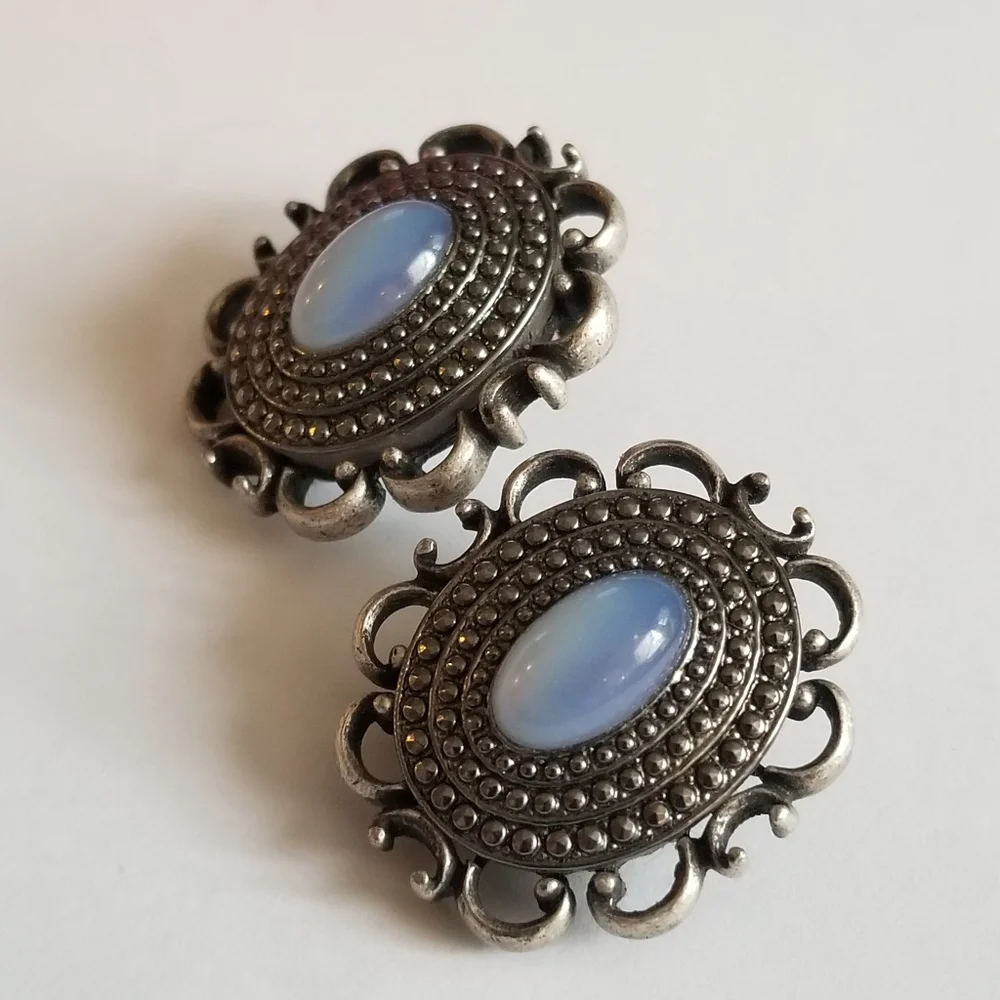 Vintage Kirk's Folly earrings Faux opal silver tone clipon clip back oval
